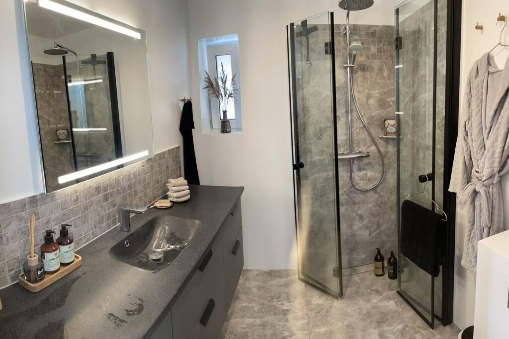 Luksus Hus I 1St Raekke, All-Incl Top Komfort Med Spa Og Skov Strøby Ladeplads Extérieur photo